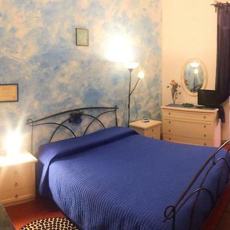 مارينا دي كارّارا Eco B&B I Due Oleandri المظهر الخارجي الصورة